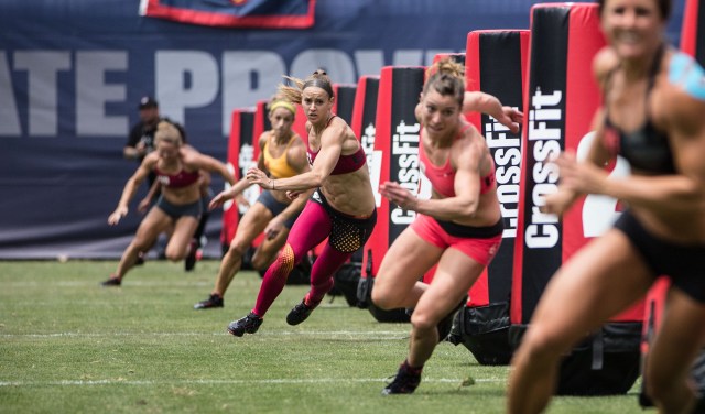 Crossfit games 2013. Women zigzag sprint